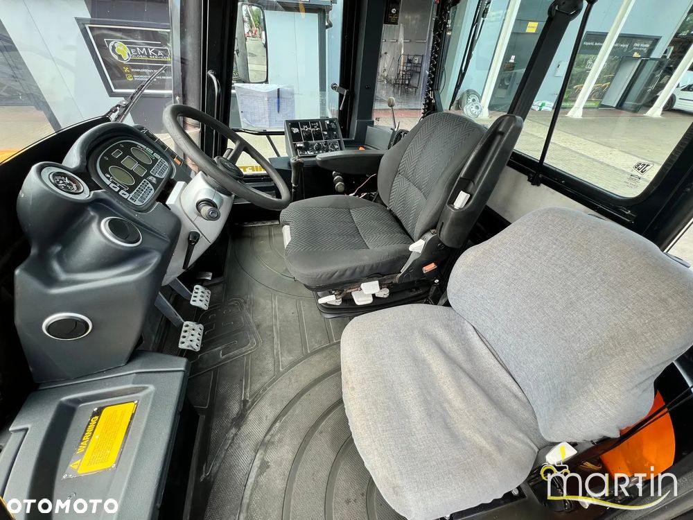 JCB Fastrac 3170 - 9
