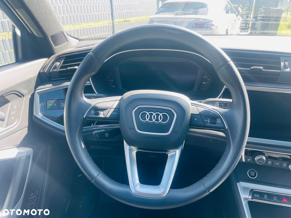 Audi Q3 - 16