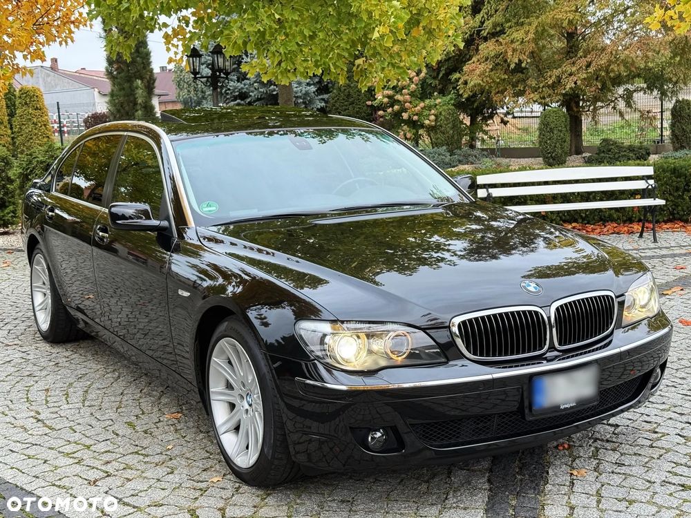 BMW Seria 7 750i L - 2