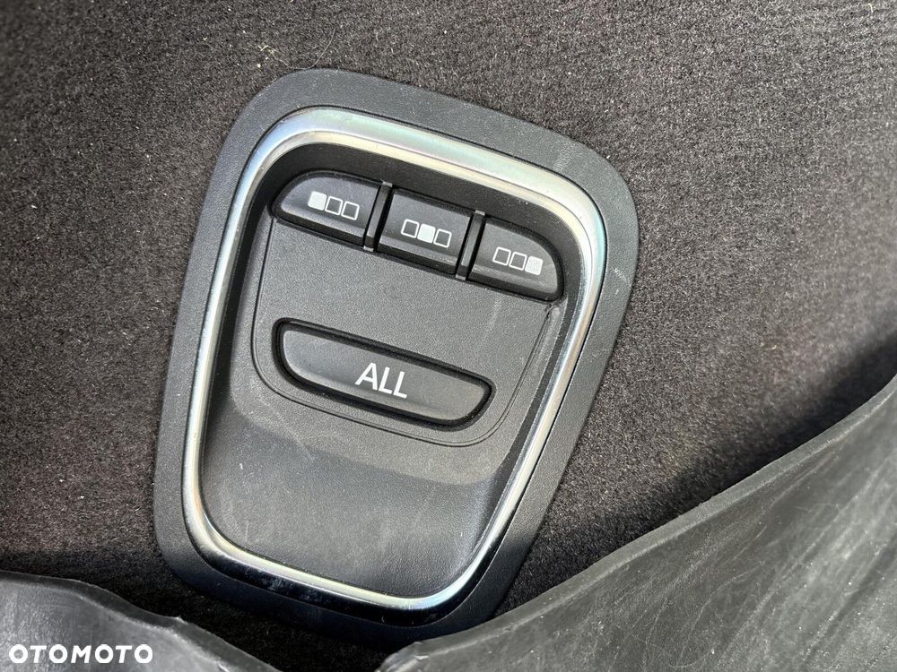 Renault Espace 1.8 TCe FAP Energy Initiale Paris EDC - 40