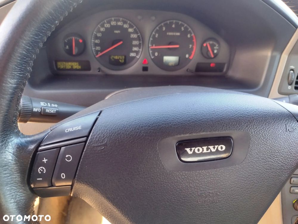 Volvo S60 2.4 Kinetic - 30