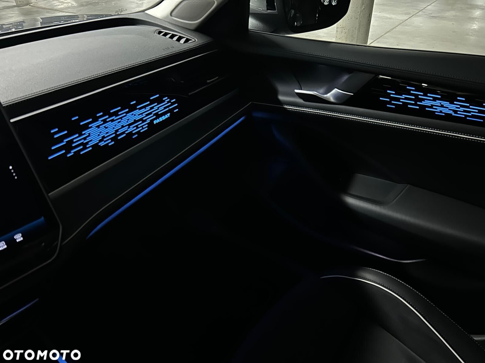 Volkswagen Passat 2.0 TDI SCR Elegance DSG - 36
