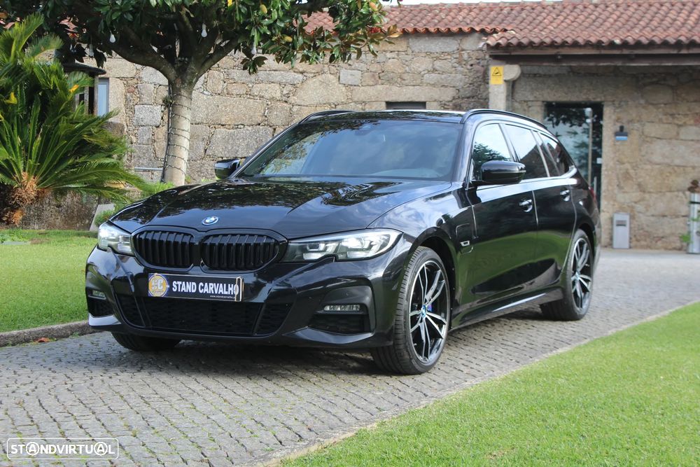 BMW 330