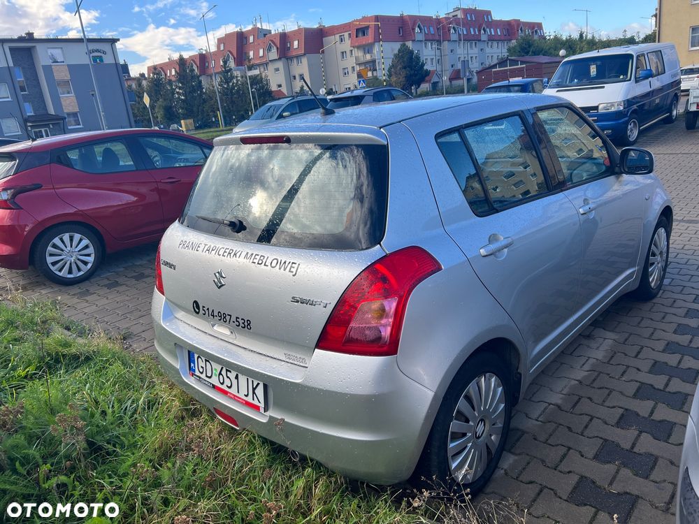 Suzuki Swift 2008 photo 4