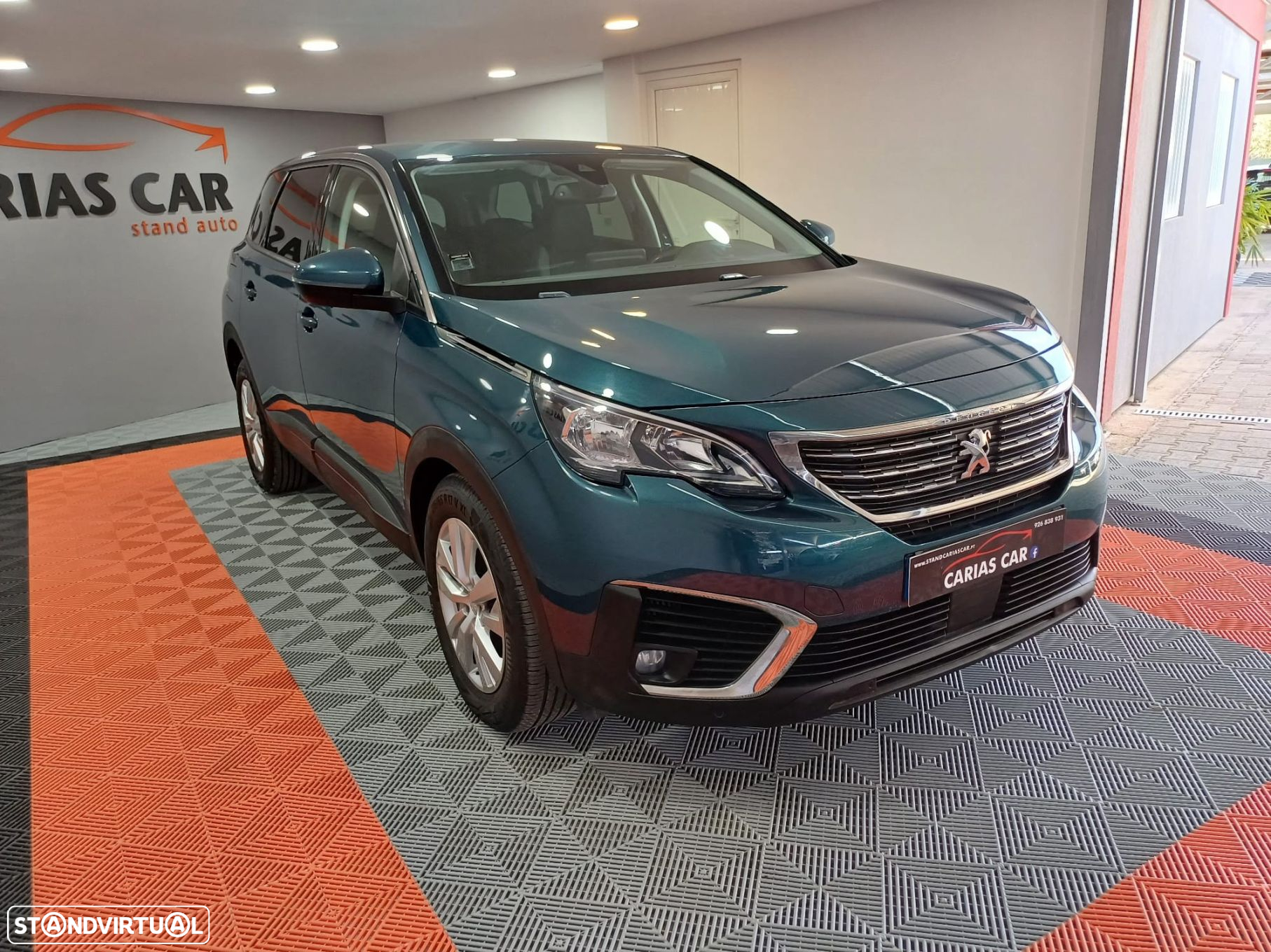 Peugeot 5008 1.2 PureTech Allure EAT8 - 2