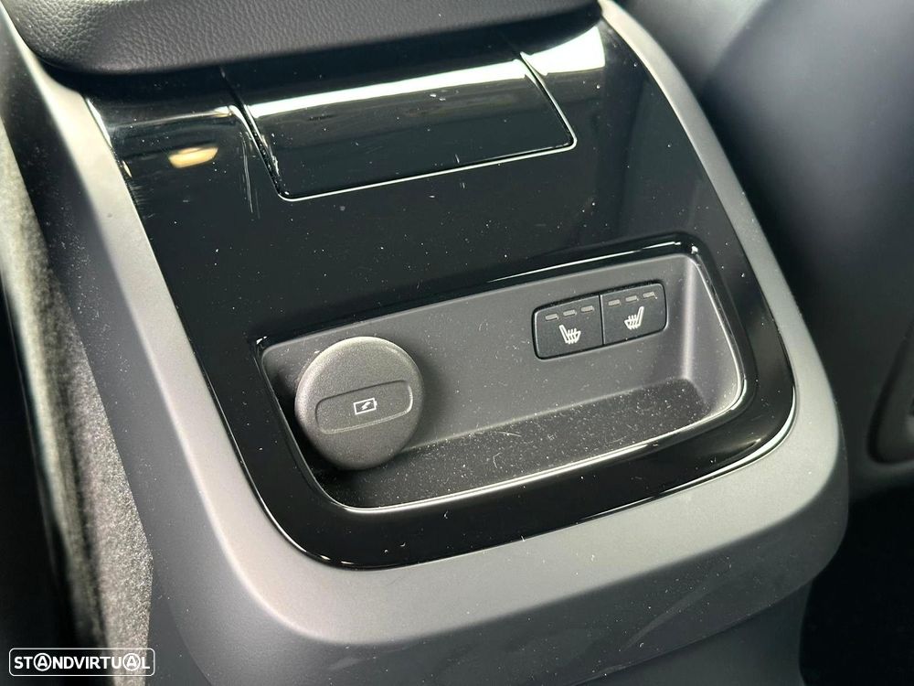 Volvo XC 60 T6 AWD Core - 35