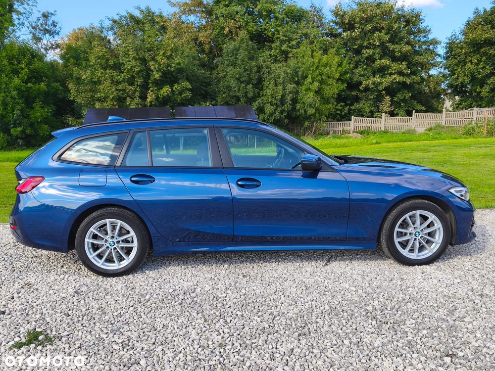 BMW Seria 3 318d - 13