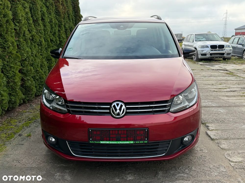 Volkswagen Touran 2013 photo 2