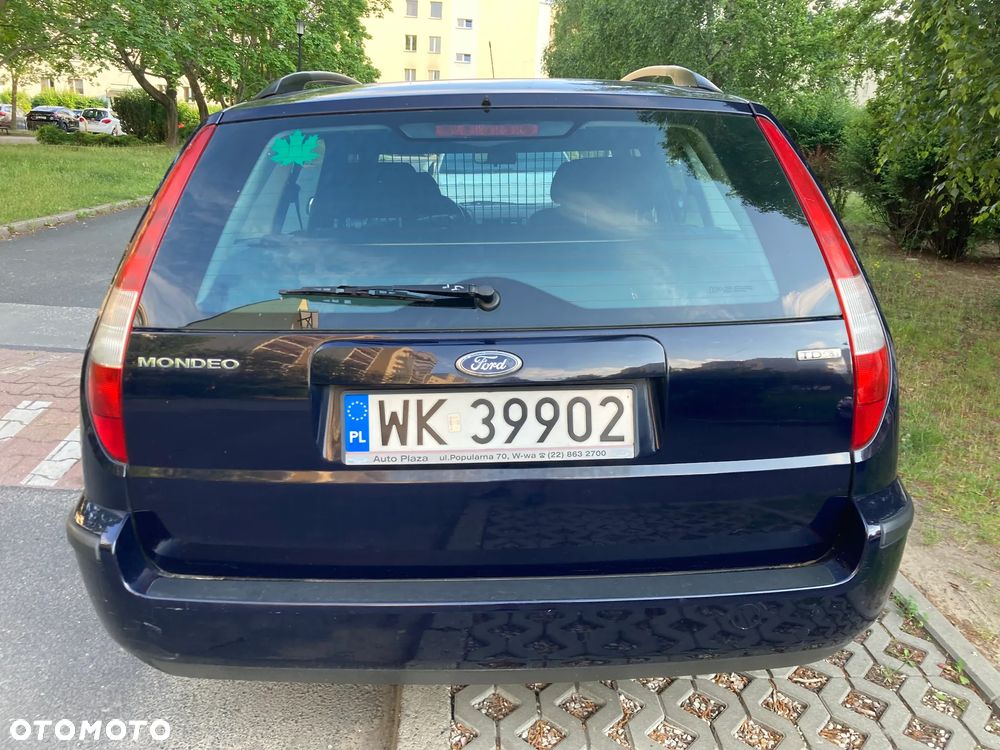 Ford Mondeo 2.0 TDCi Ambiente - 4