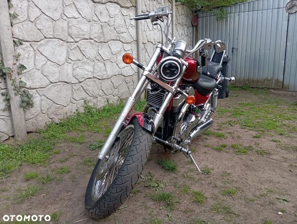 Suzuki Intruder - 6