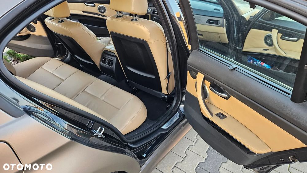 BMW Seria 3 - 11