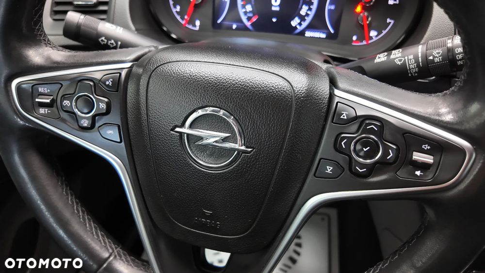 Opel Insignia 2.0 CDTI automatik Business Innovation - 26