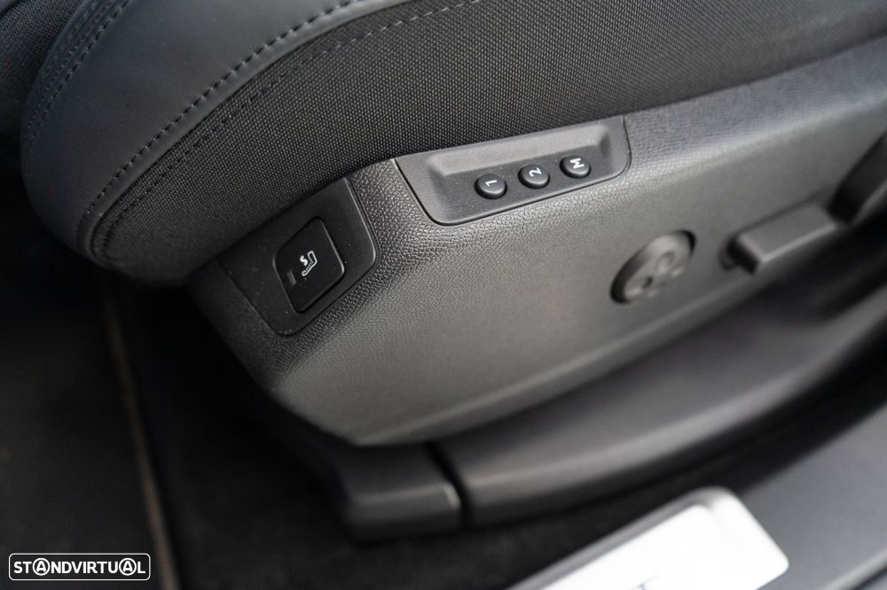 Peugeot 3008 1.6 Hybrid GT e-EAT8 - 10
