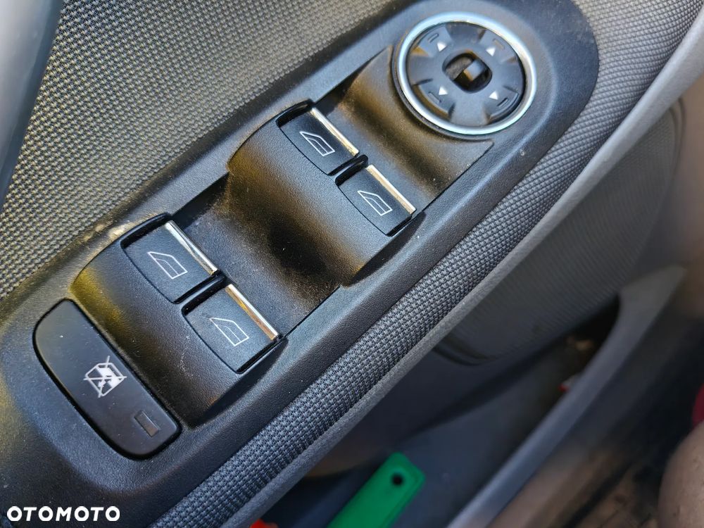 Ford S-Max 1.8 TDCi Titanium - 22