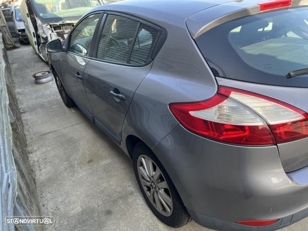 Para Peças Renault Megane Iii Hatchback (Bz0/1_) - 4