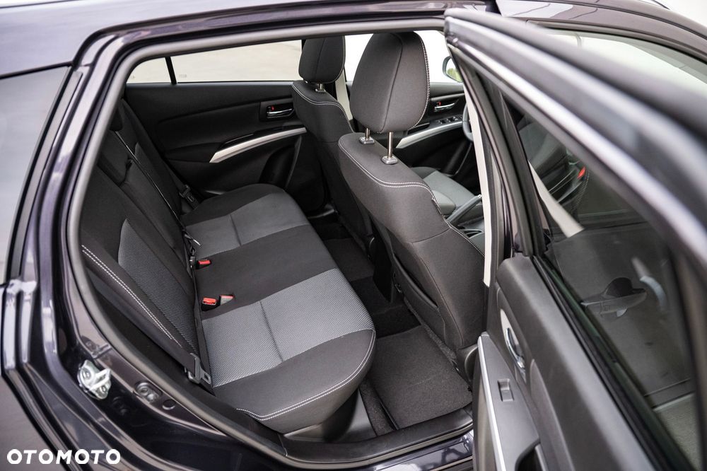 Suzuki SX4 1.6 Premium - 10