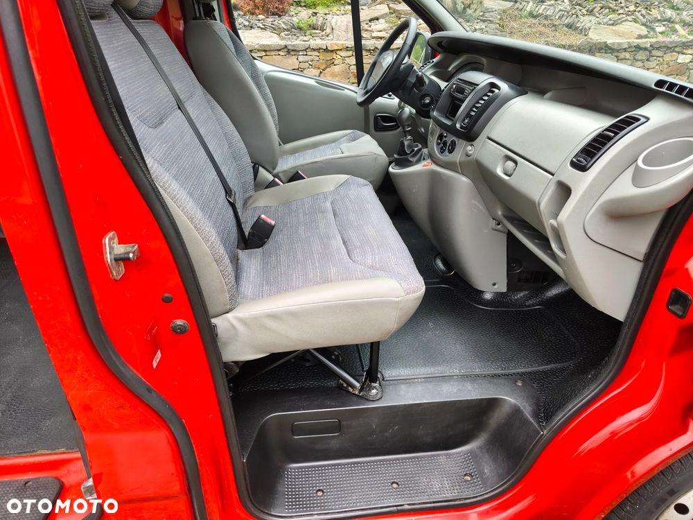 Renault Trafic II - 8