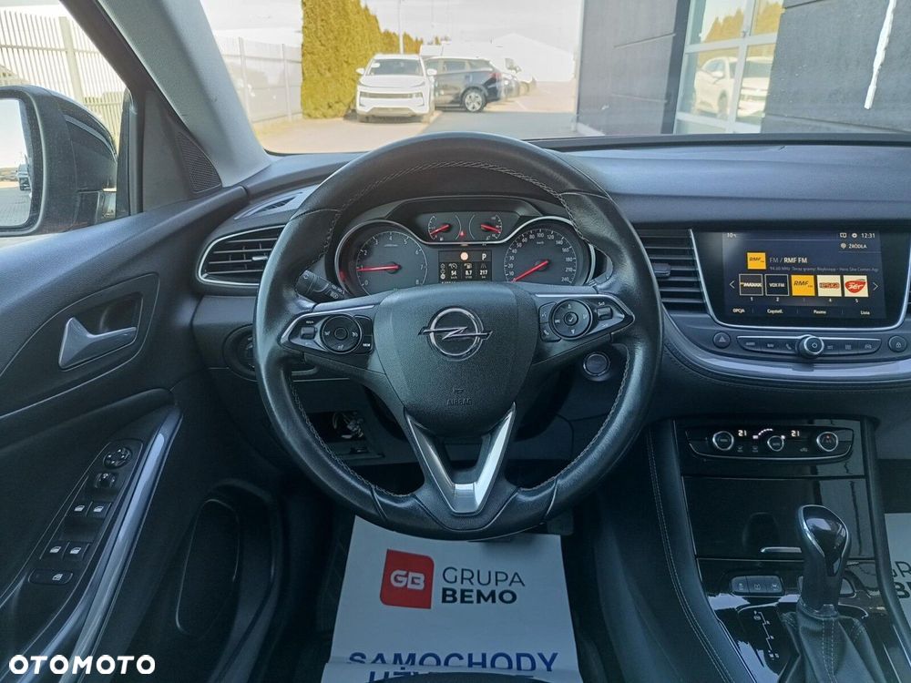 Opel Grandland X 1.2 T GPF Design Line S&S - 17