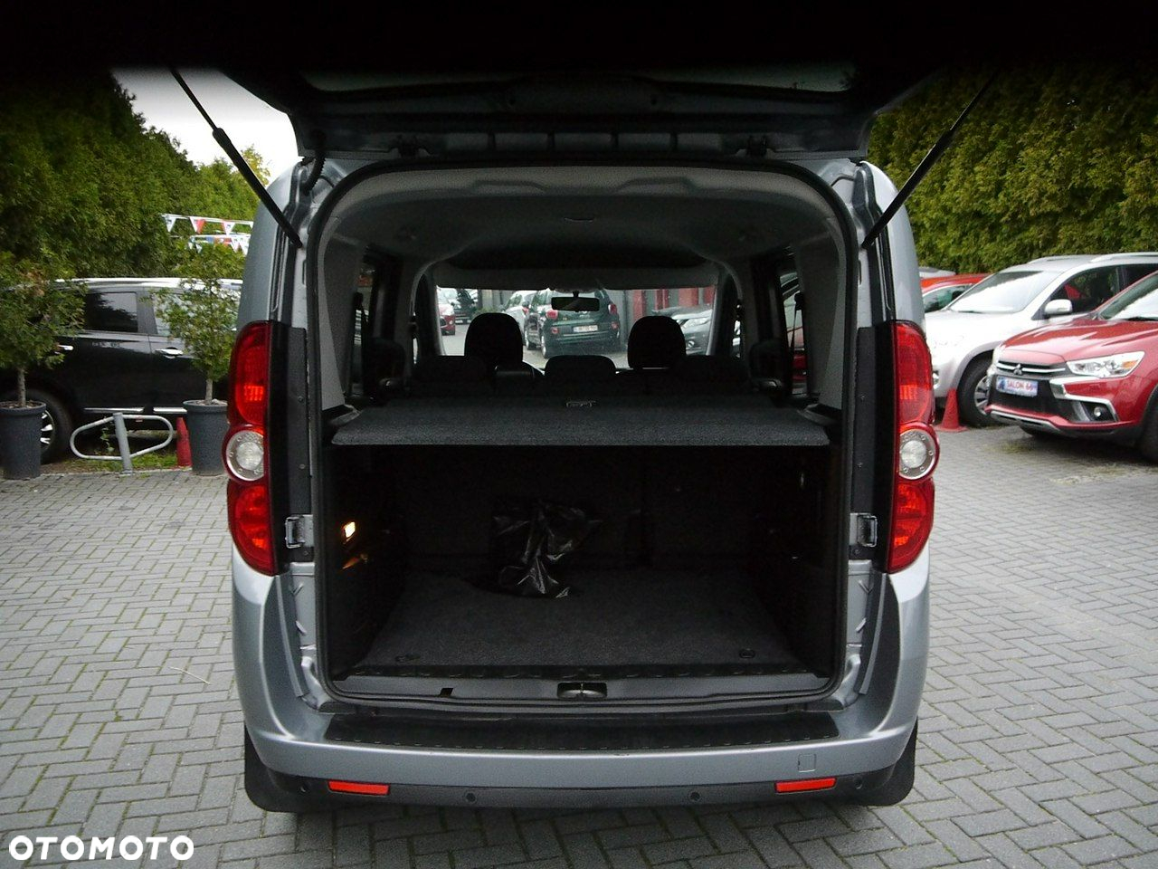 Fiat Doblo 2.0 16V Multijet lang Lounge - 17