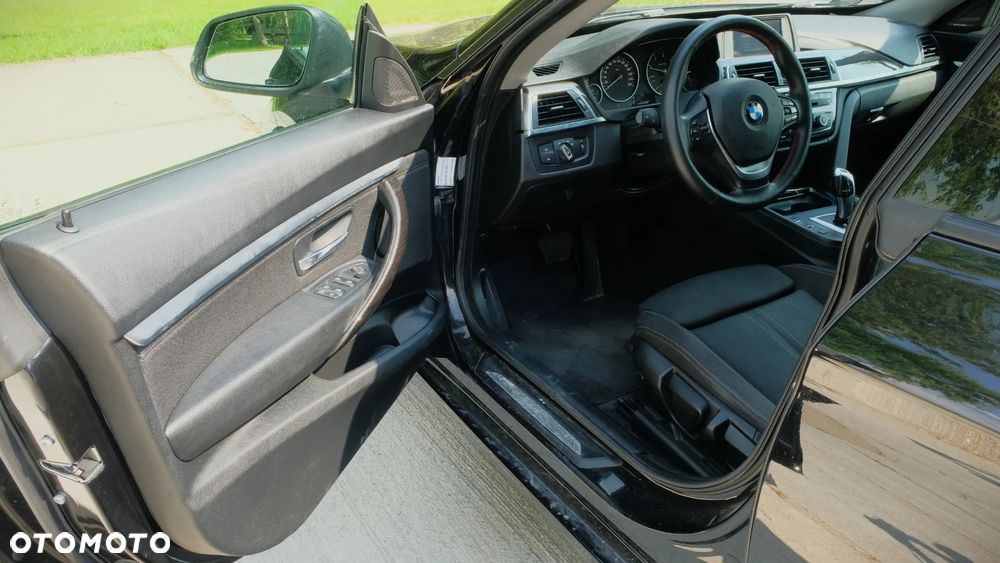 BMW 3GT 325d Sport Line - 12