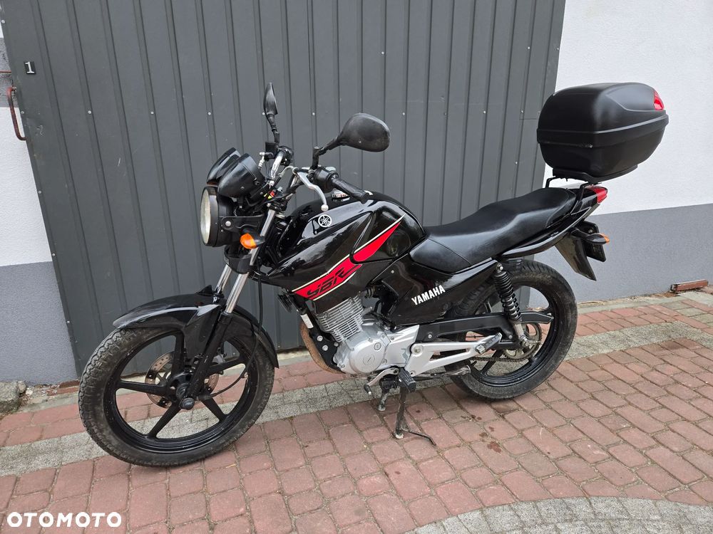 Yamaha YBR - 8