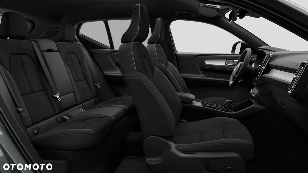 Volvo XC 40 B3 Plus Dark - 14