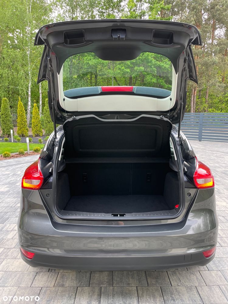 Ford Focus 1.5 TDCi Trend - 9
