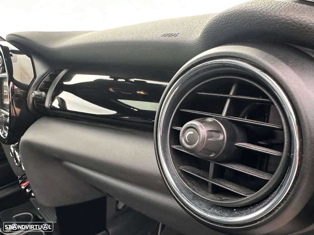 MINI 3 Portas Cooper SD Sport Aut. - 35