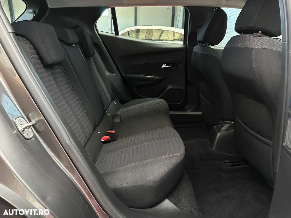 Peugeot 2008 PureTech 130 EAT8 Active - 25