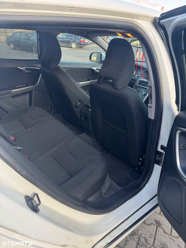 Volvo V60 DRIVe - 5