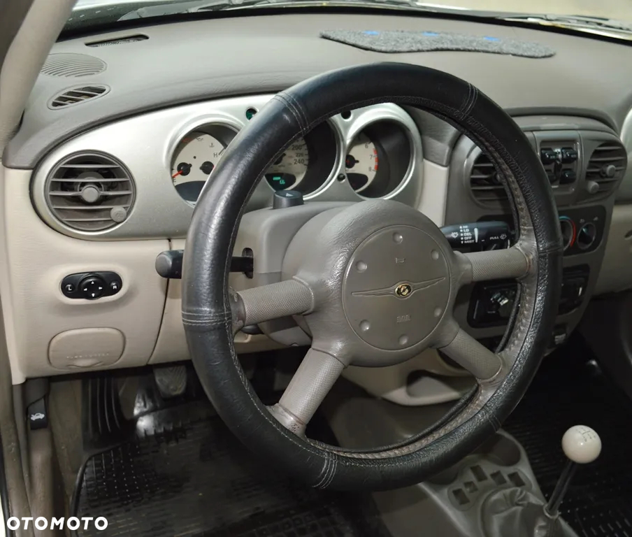 Chrysler PT Cruiser - 30