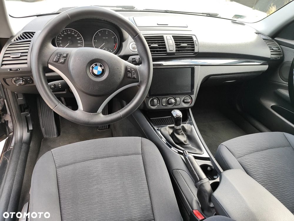 BMW Seria 1 118d DPF Edition Lifestyle - 14