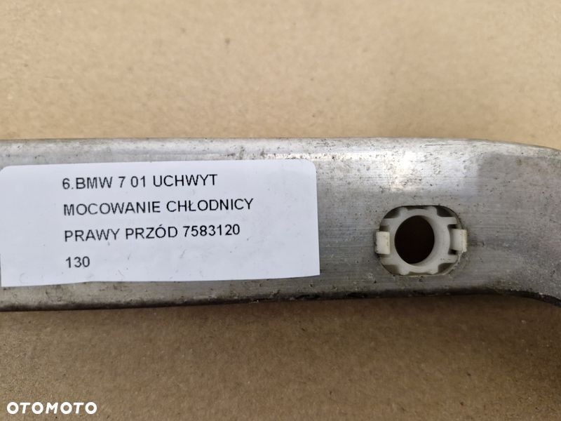 BMW 7 01 UCHWYT MOCOWANIE CHŁODNICY PRAWY PRZÓD 7583120 - 7