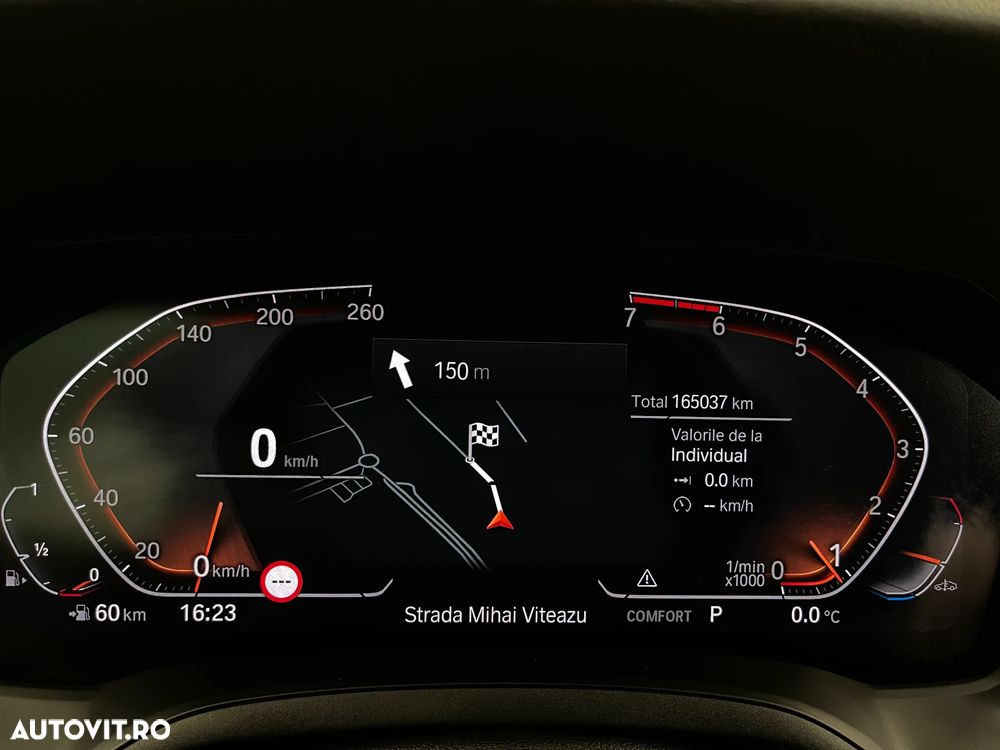 BMW Seria 3 330i AT M Sport - 35