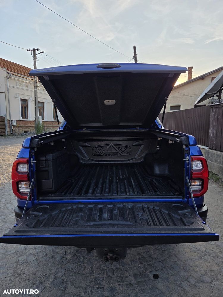 Toyota Hilux 2.8D 204CP 4x4 Double Cab AT Invincible - 10