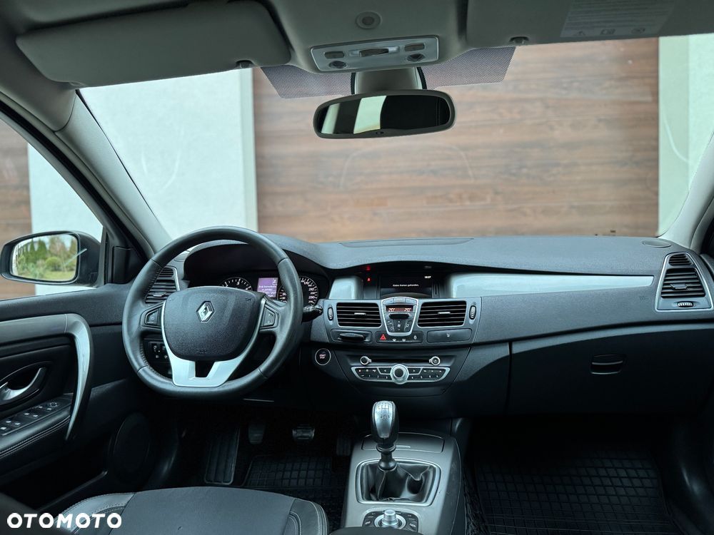 Renault Laguna dCi 150 FAP Dynamique - 23