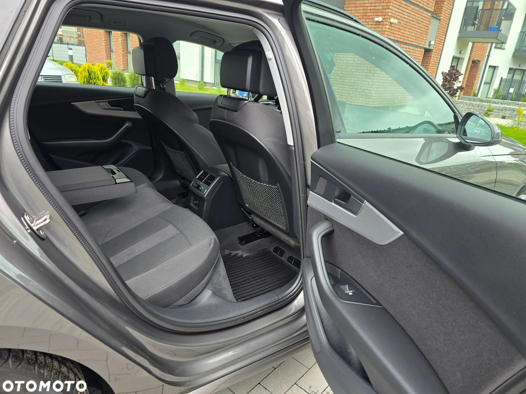 Audi A4 Avant 40 TDI quattro S tronic - 22