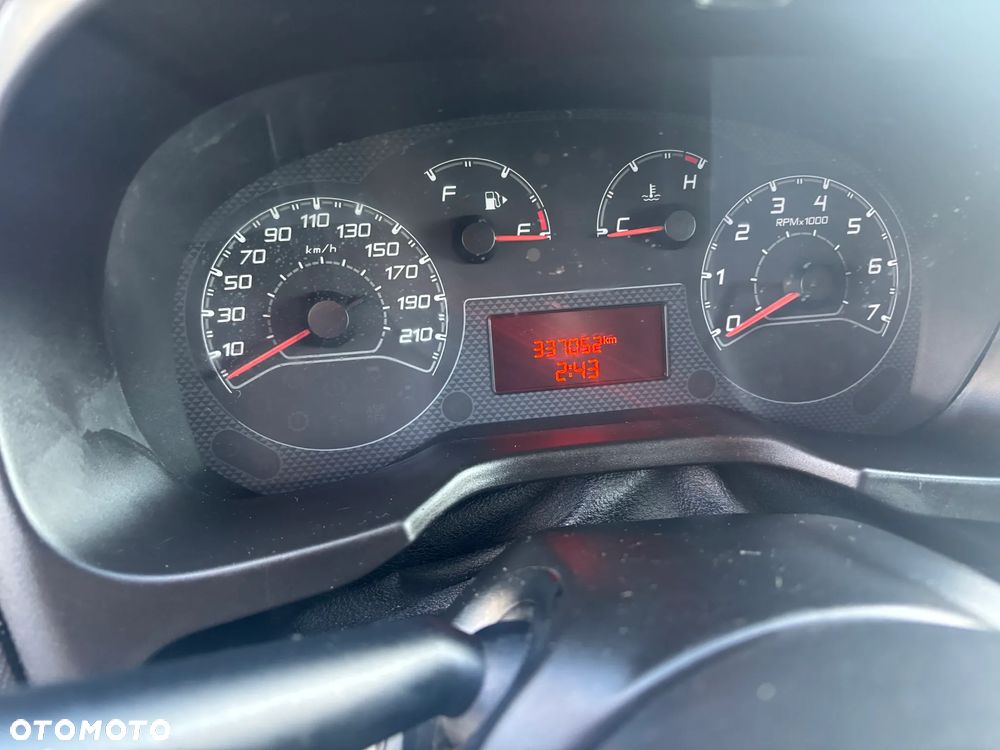 Fiat Fiorino Kombi 1.4 8V Base - 7