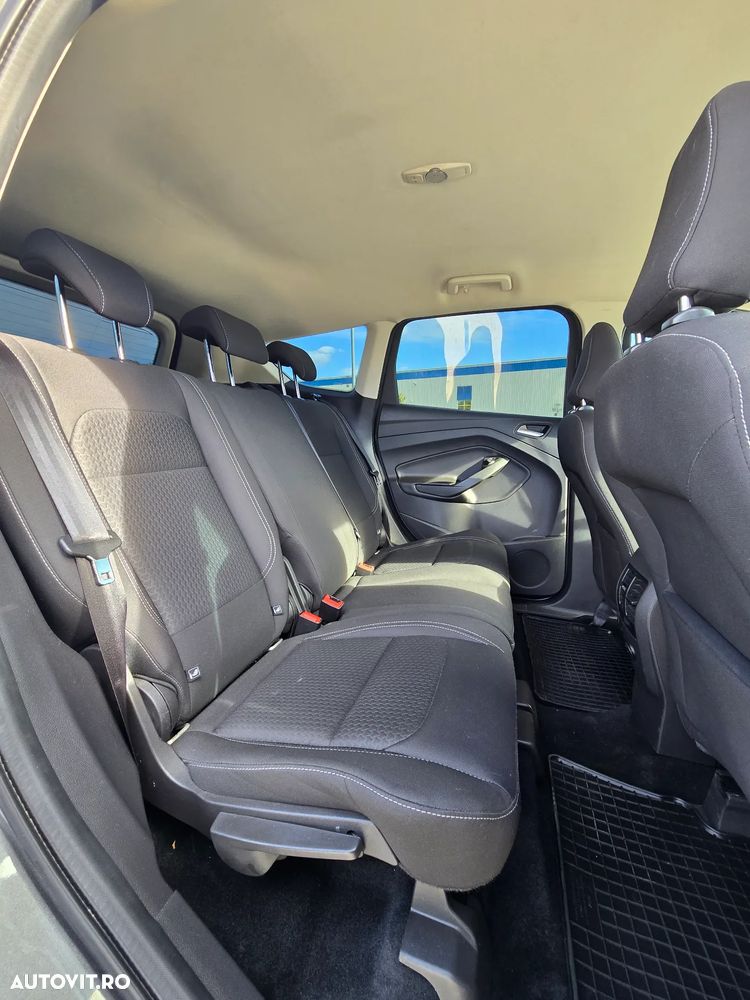 Ford Kuga 1.5 TDCi 2WD Titanium - 5
