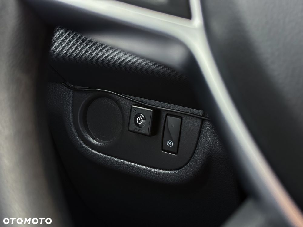 Dacia Sandero SCe 75 Essential - 10