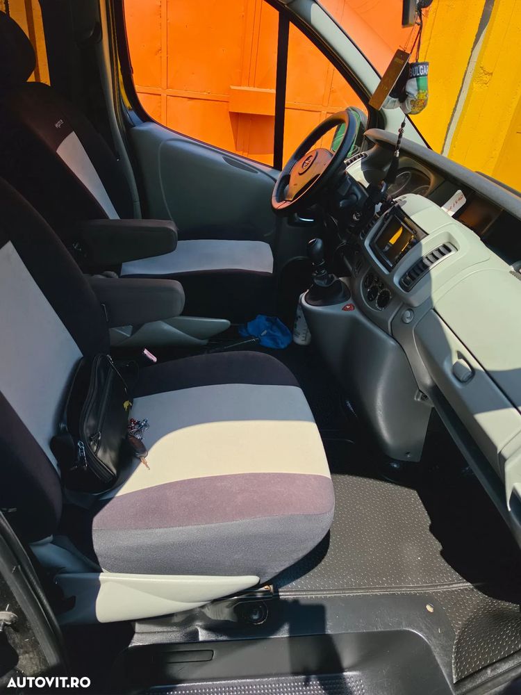 Opel Vivaro - 5