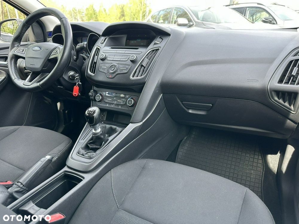 Ford Focus - 19