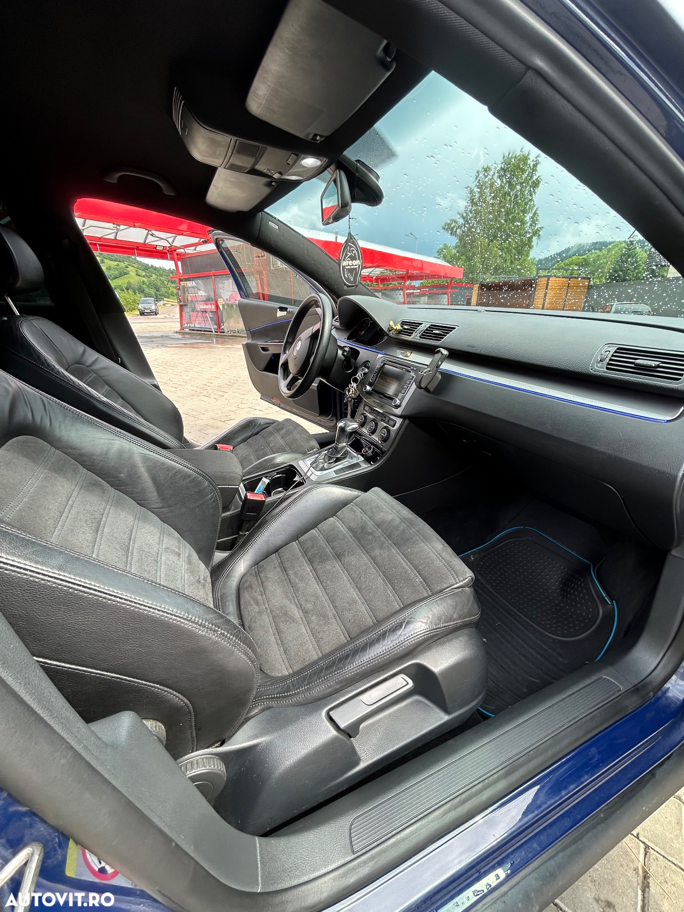 Volkswagen Passat Variant 2.0 TDI Comfortline Aut - 9