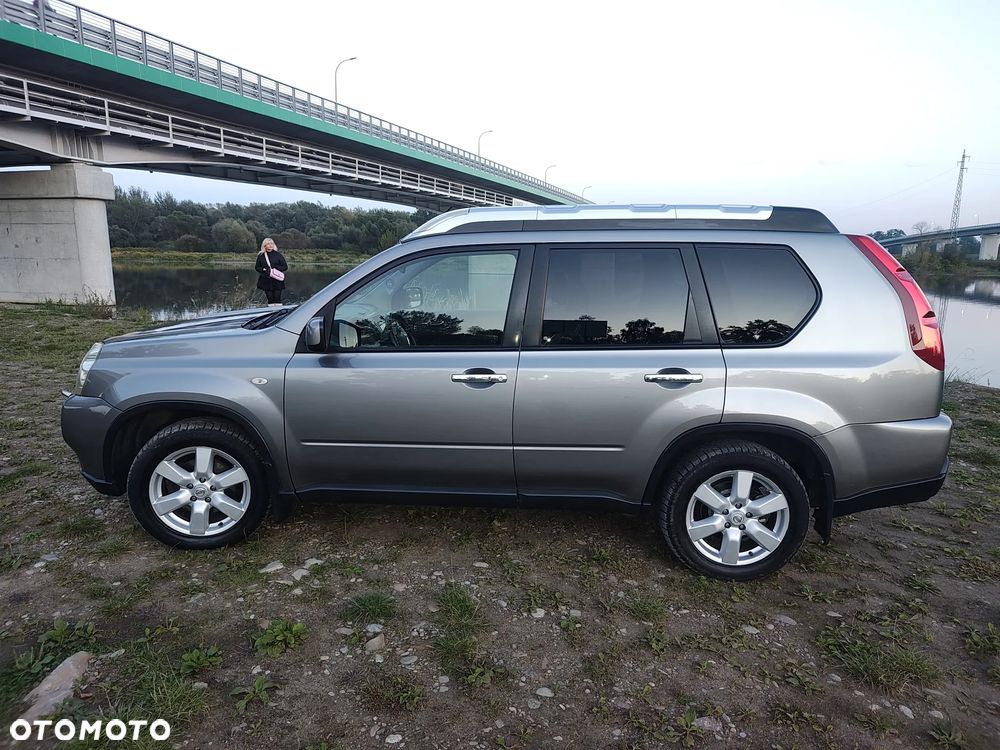 Nissan X-Trail - 4