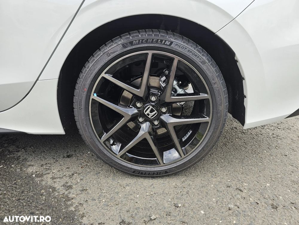 Honda Civic 2.0 e:HEV E-CVT Advance - 11