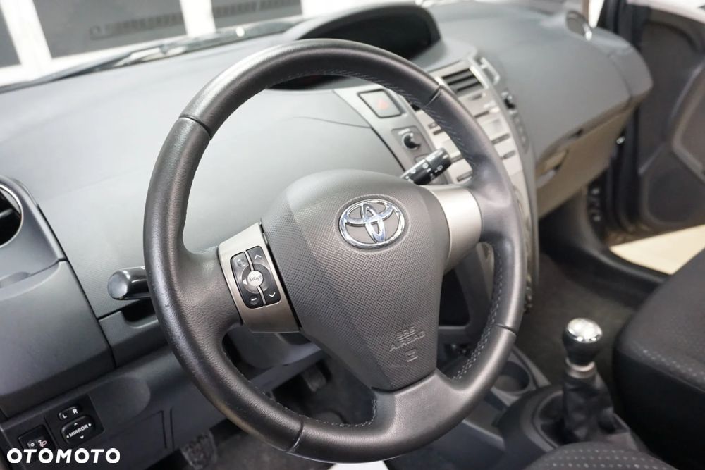 Toyota Yaris 1.0 VVT-i Comfort - 17