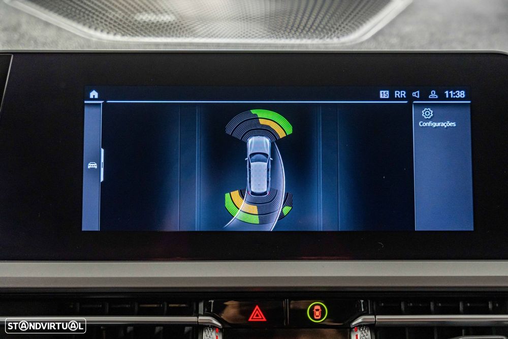 BMW 330 e Line Luxury Auto - 24