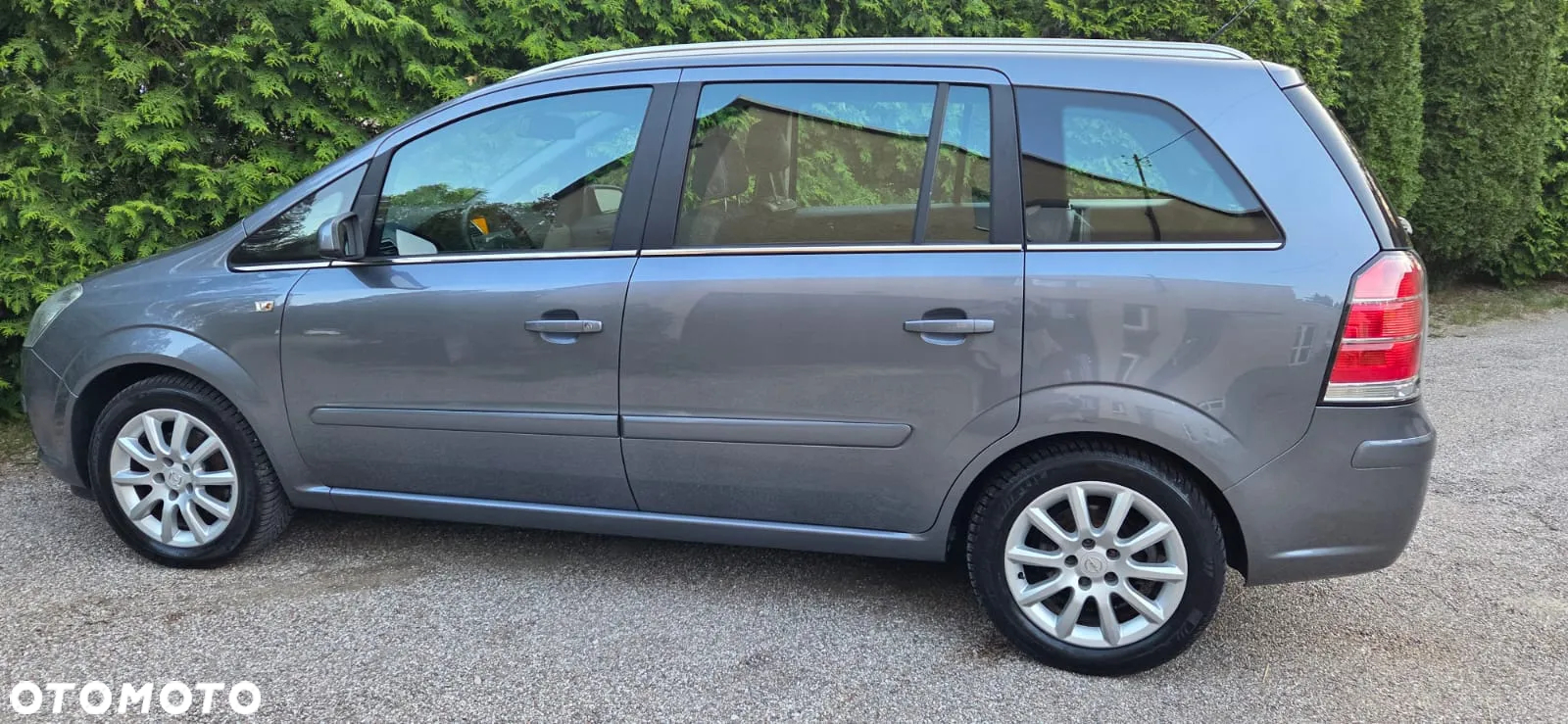 Opel Zafira 1.8 Edition - 10