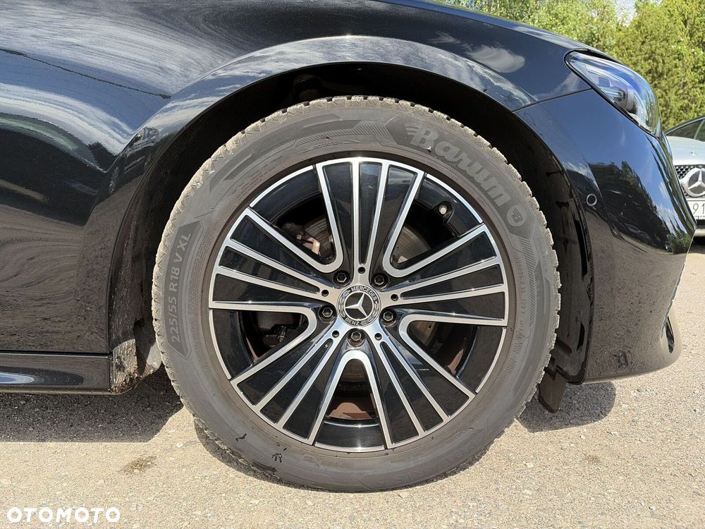 Mercedes-Benz Klasa E - 16