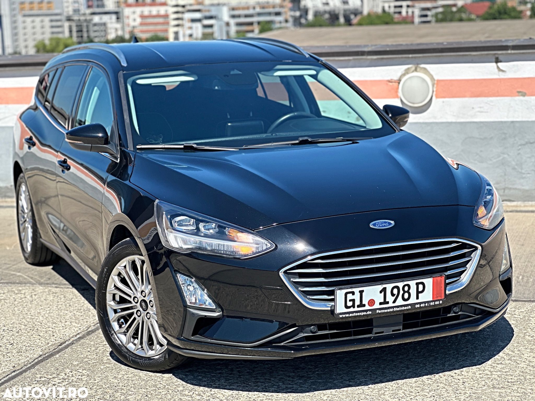 Ford Focus 2.0 EcoBlue Start-Stopp-System Aut. TITANIUM - 1
